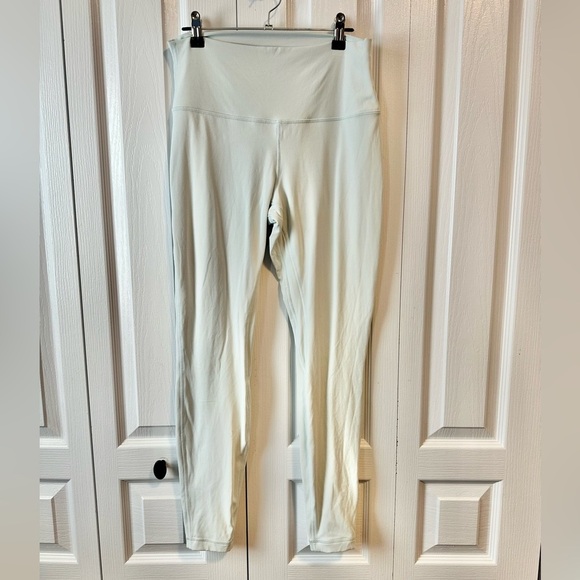 Lululemon align pastel blue high rise pant leggings *28” size 10 - Picture 3 of 6